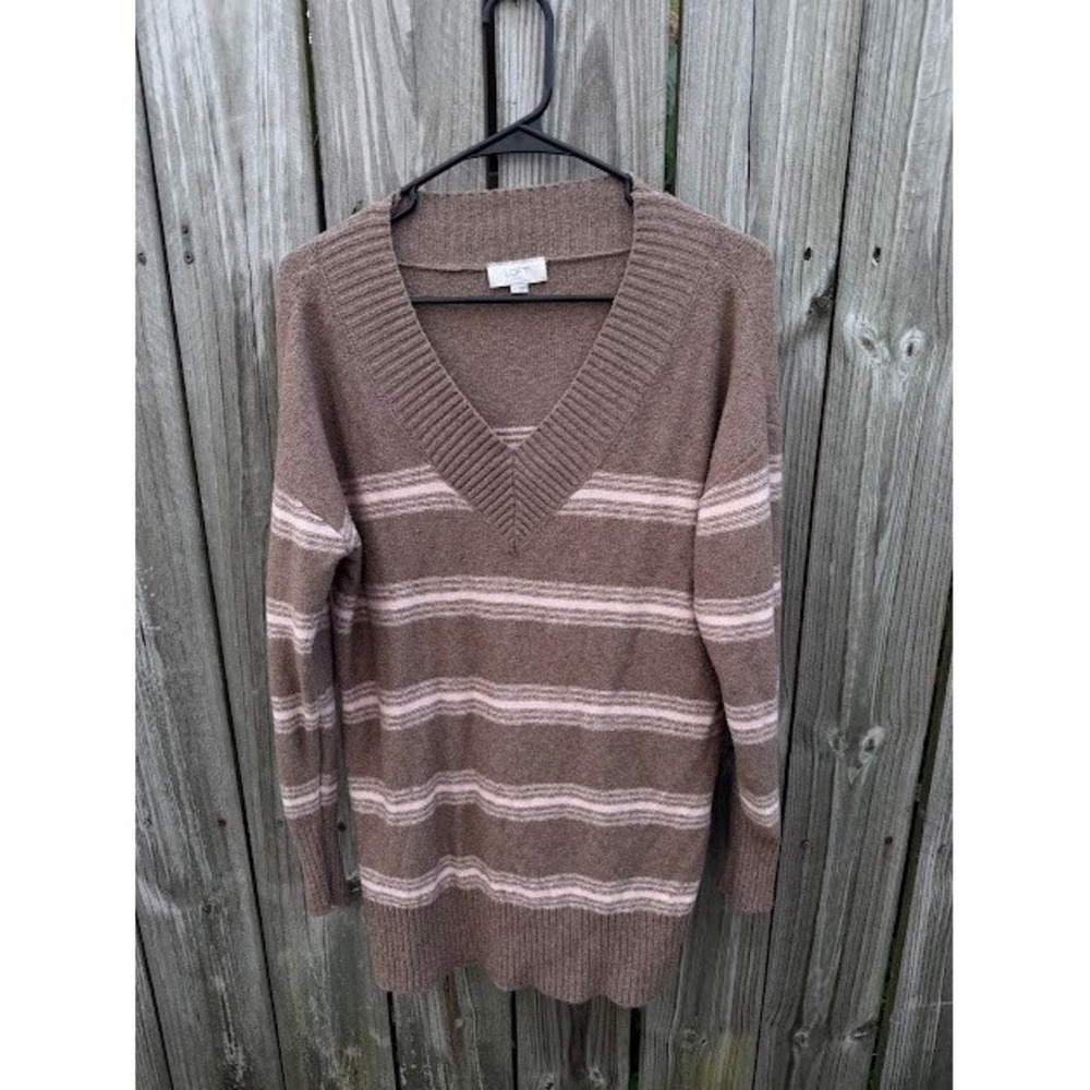 Preppy Coastal Loft Outlet V-Neck Sweater M Brown Pink Striped Relaxed Knit